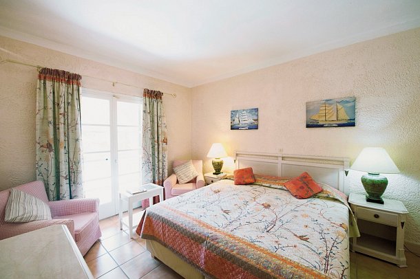 St. George's Bay Country Club - Wohnbeispiel Suite Gartenblick