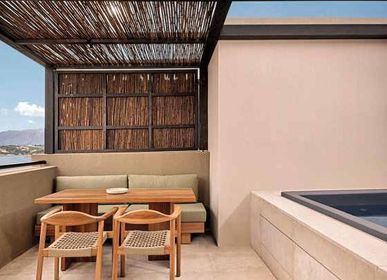 JW Marriott Crete Resort & Spa - Deluxe Room with Openair Whirlpool (Zimmercodierung DO1)