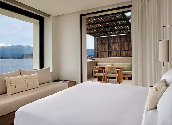 JW Marriott Crete Resort & Spa - Deluxe Room with Openair Whirlpool (Zimmercodierung DO1)