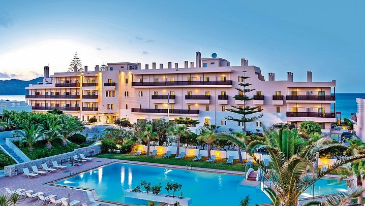 Giannoulis Santa Marina Plaza