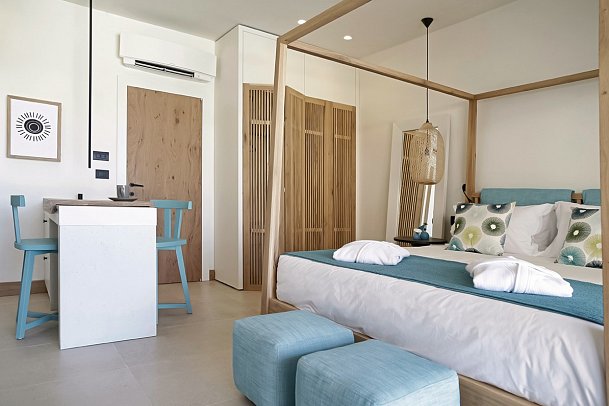 Domes Noruz Chania, Autograph Collection - Wohnbeispiel Doppelzimmer Deluxe Upbeat Retreat Meerblick Pool (Zimmercodierung DDM)