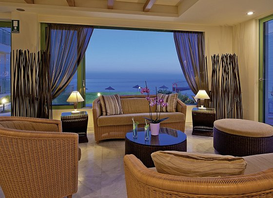 Giannoulis Grand Bay Beach Resort