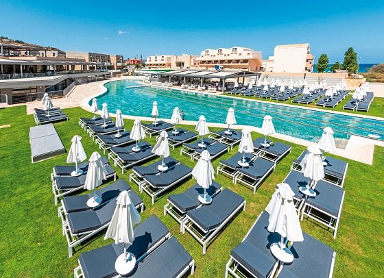 Kiani Beach Resort