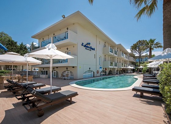 Kalyves Beach Hotel