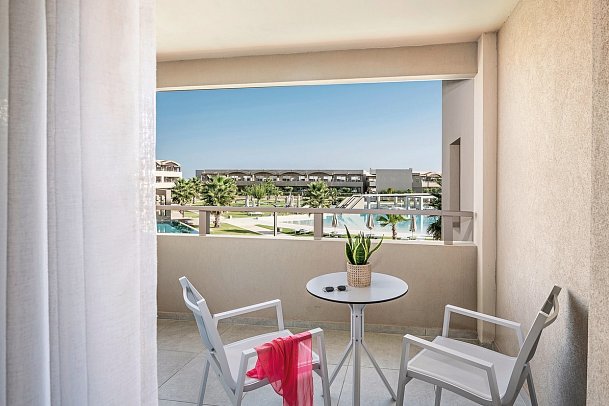 Euphoria Resort - Wohnbeispiel Suite Familie Poolblick (Zimmercodierung WIP)