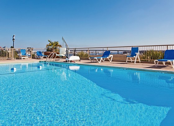 Holiday Inn Riverview
