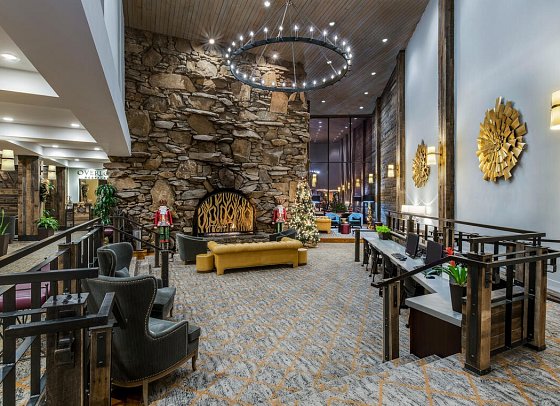 Crowne Plaza Resort Asheville