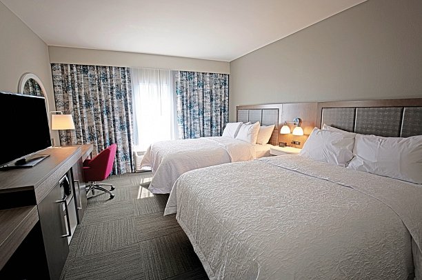 Hampton Inn & Suites Asheville Biltmore Area - Wohnbeispiel Standard (Zimmercodierung UG1)