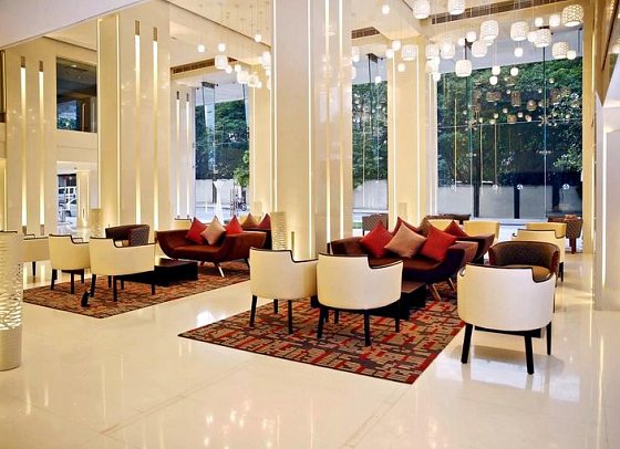 Ramada Colombo - Lobby