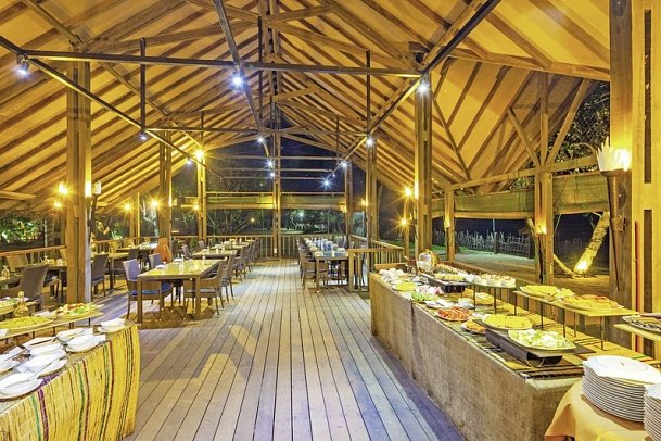 Siddhalepa Ayurveda Health Resort - Beach Restaurant
