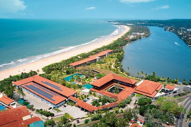 Cinnamon Bentota Beach