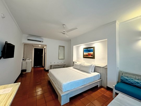 The Palms Hotel - Wohnbeispiel Deluxe (Zimmercodierungen UD1 & UP3)