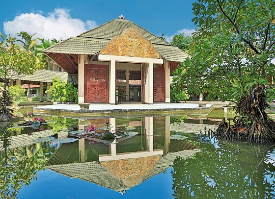 The Palms Hotel