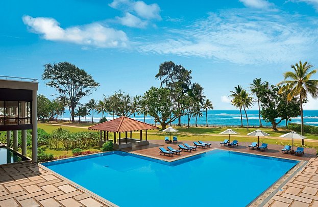 Cinnamon Bey Beruwela - Deluxe Pool