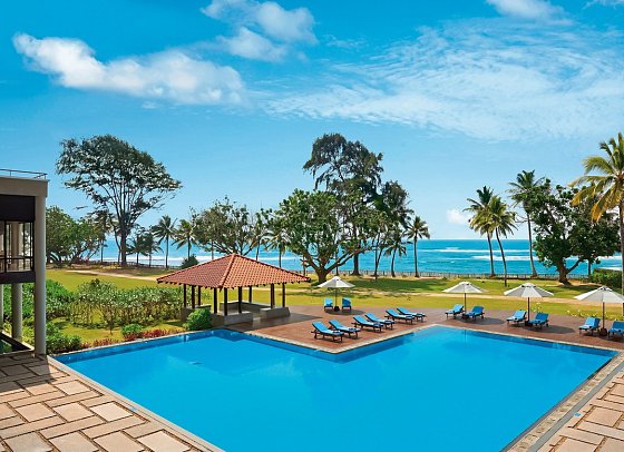 Cinnamon Bey Beruwela - Deluxe Pool