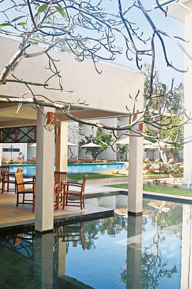 Mermaid Hotel & Club