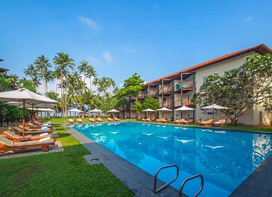 Mermaid Hotel & Club