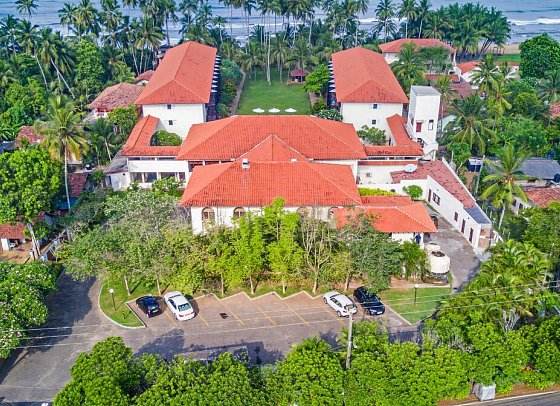 Mermaid Hotel & Club
