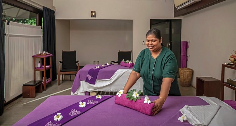 Tangerine Beach Hotel