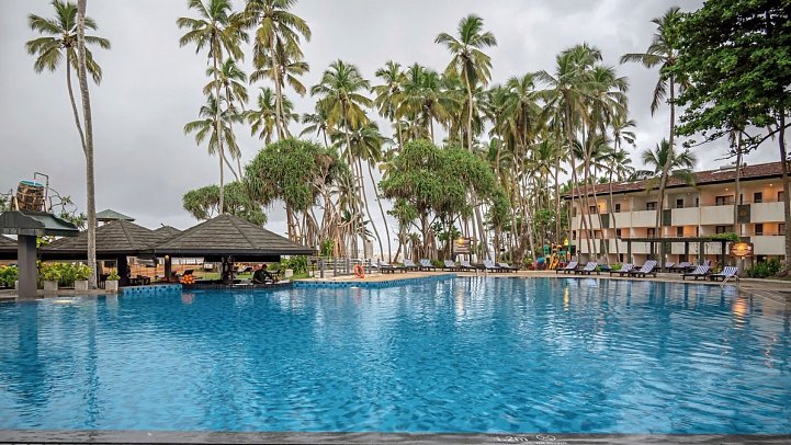 Tangerine Beach Hotel