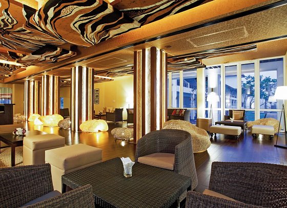 Pullmann Bentota Resort & Spa
