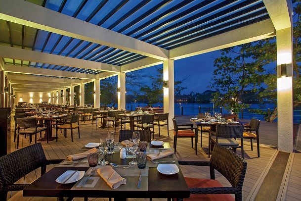 Pullmann Bentota Resort & Spa
