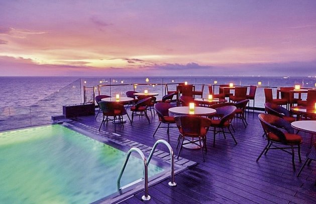 Radisson Hotel Colombo