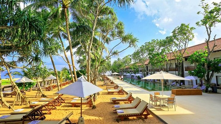 Pandanus Beach Resort & Spa
