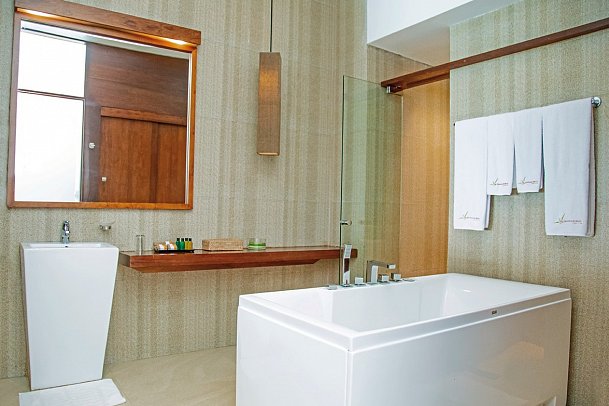 Pandanus Beach Resort & Spa - Badbeispiel Deluxe (Zimmercodierung UD1)