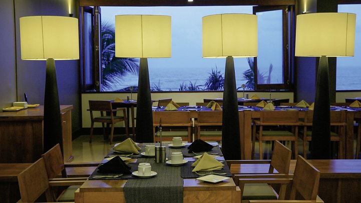 Pandanus Beach Resort & Spa