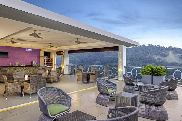 Radisson Hotel Kandy