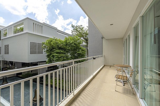 Kantary Hills Chiang Mai - Balkonbeispiel 2 Bedroom Suite (Zimmercodierung WB2)