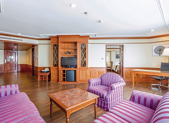 Centara Riverside Hotel Chiang Mai - Wohnbeispiel Grand Suite (Zimmercodierung WB2)