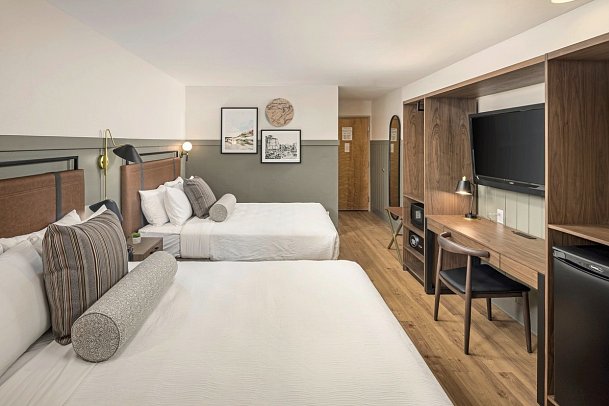 River Canyon Lodge