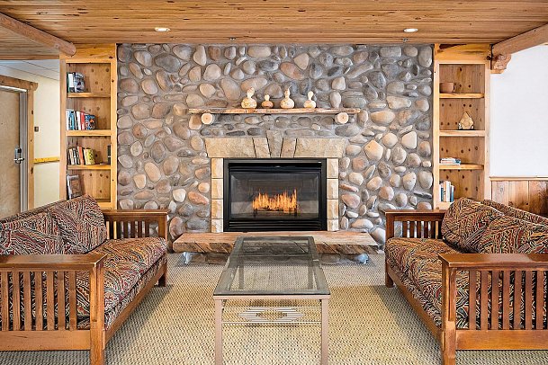 River Canyon Lodge