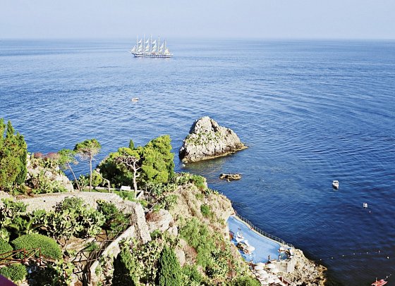 UNAHOTELS Capotaormina