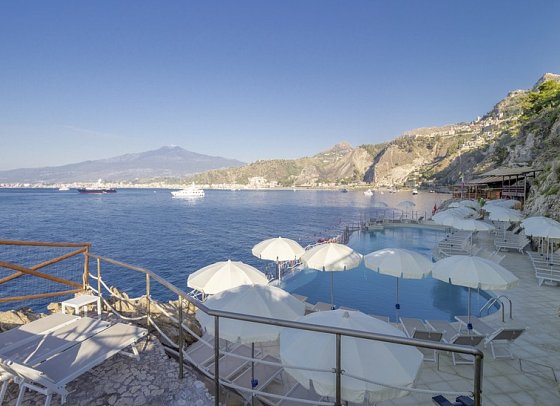 UNAHOTELS Capotaormina