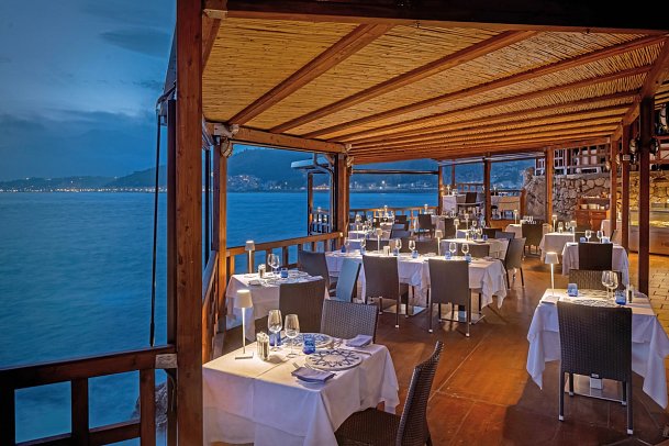 UNAHOTELS Capotaormina