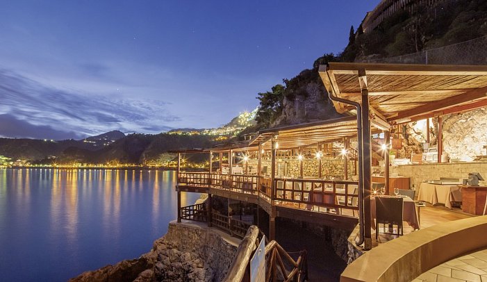 UNAHOTELS Capotaormina