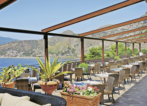 UNAHOTELS Capotaormina