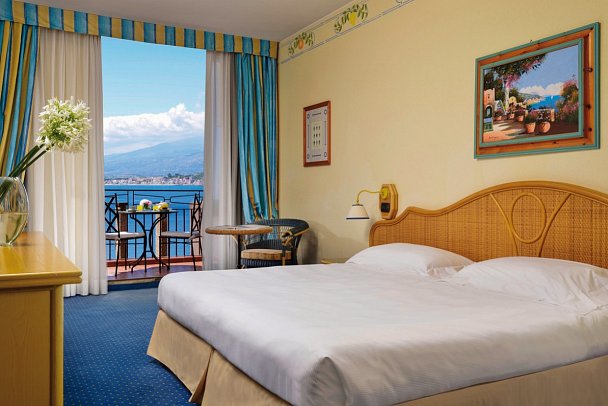 UNAHOTELS Capotaormina - Wohnbeispiel Meerblick-Zimmer