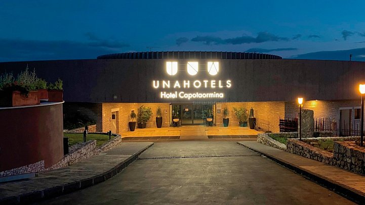 UNAHOTELS Capotaormina