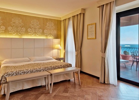 CDSHotels Baia Taormina - Wohnbeispiel Doppelzimmer Luxury (Zimmercodierung DS2)