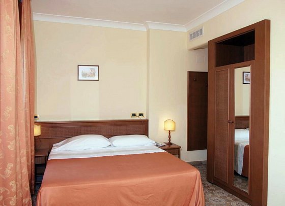 Villa Bianca Resort - Wohnbeispiel Doppelzimmer Economy (Zimmercodierung DE1)