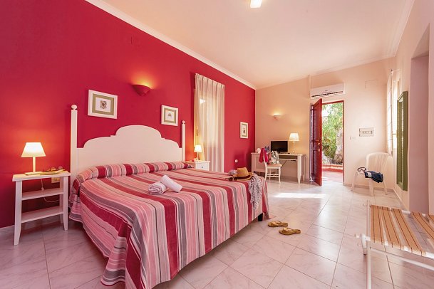 TH Gioiosa Marea Capo Calavà - Wohnbeispiel Doppelzimmer (Zimmercodierung DB1)