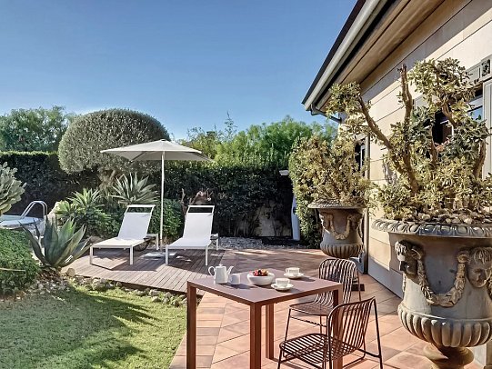 Minareto - Wohnbeispiel Suite Privatpool (Zimmercodierung W1R)