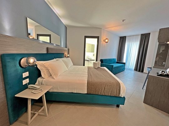 Resort La Battigia Beach & Spa - Wohnbeispiel Doppelzimmer Deluxe (Zimmercodierung DD1)