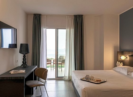 Resort La Battigia Beach & Spa - Wohnbeispiel Doppelzimmer Komfort (Zimmercodierung DF1)