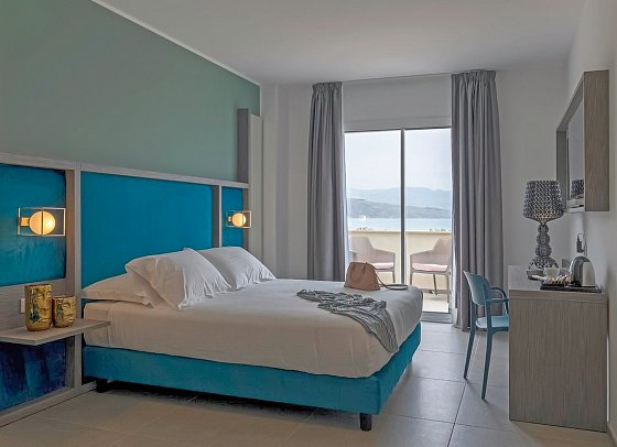 Resort La Battigia Beach & Spa - Wohnbeispiel Doppelzimmer Komfort (Zimmercodierung DF1)