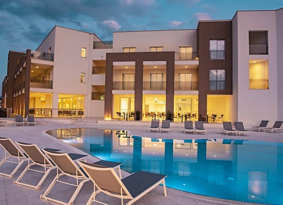 Resort La Battigia Beach & Spa